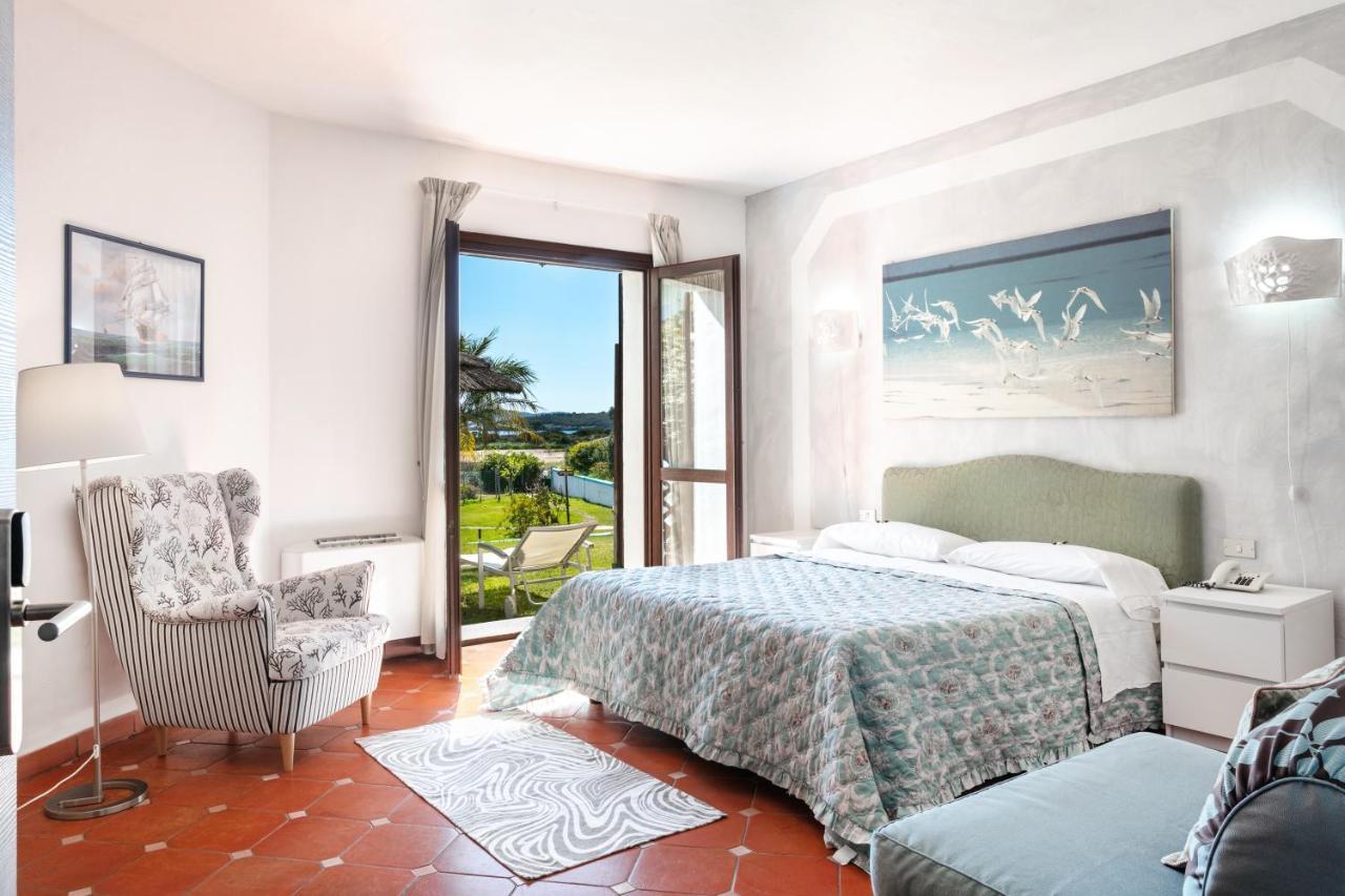 Hotel Stefania Boutique Hotel By The Beach Olbia Exterior photo