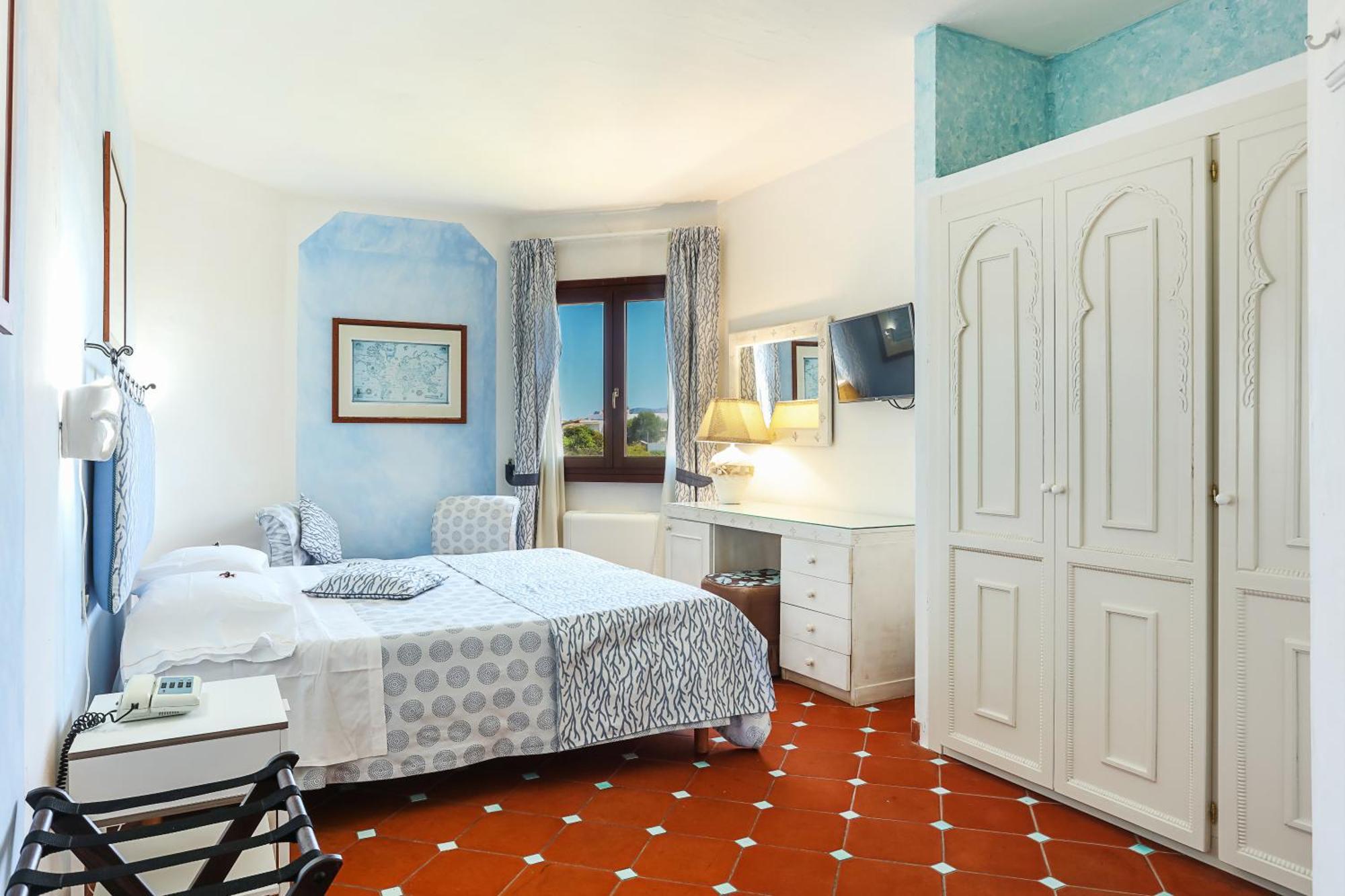 Hotel Stefania Boutique Hotel By The Beach Olbia Room photo
